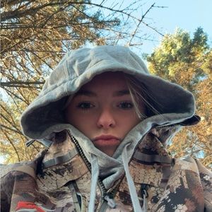 Meet your Posher, Maddy